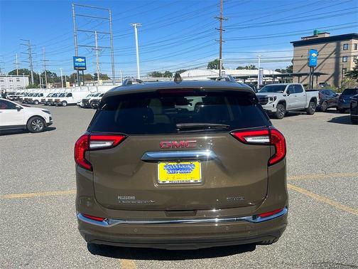 2023 GMC Terrain Denali