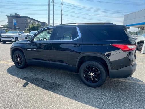 2021 Chevrolet Traverse LT Cloth