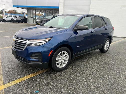 2022 Chevrolet Equinox LS