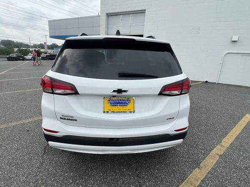 2022 Chevrolet Equinox FWD RS