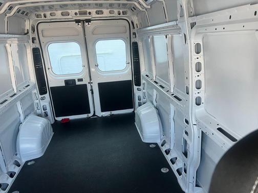 2024 RAM ProMaster 2500 Tradesman