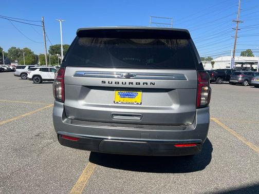 Sterling Gray Metallic 2023 Chevrolet Suburban LS