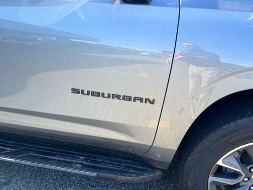 Sterling Gray Metallic 2023 Chevrolet Suburban LS
