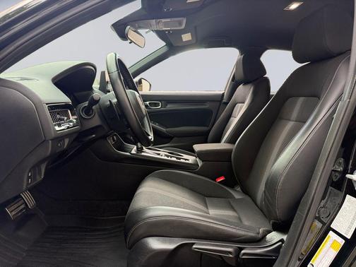 Black 2022 Honda Civic Sport