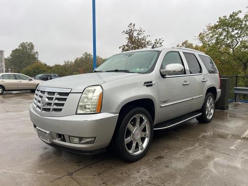 2011 Cadillac Escalade Luxury