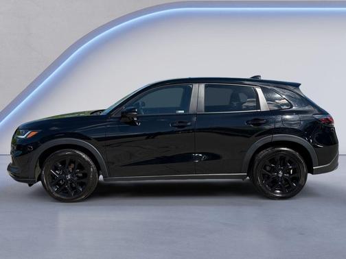 Crystal Black Pearl 2024 Honda HR-V Sport