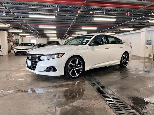 2022 Honda Accord Sport SE