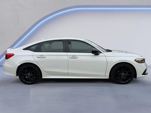 White 2024 Honda Civic Sport