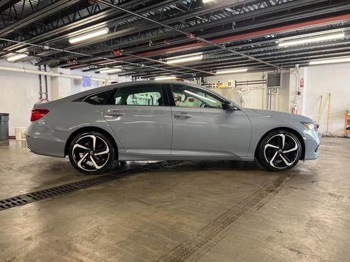 2022 Honda Accord Sport SE