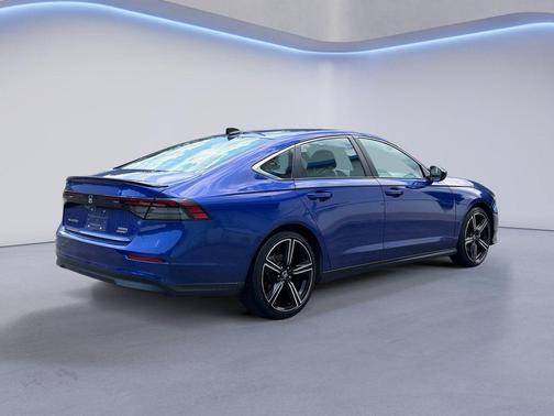 Still Night Pearl 2023 Honda Accord Hybrid Sport