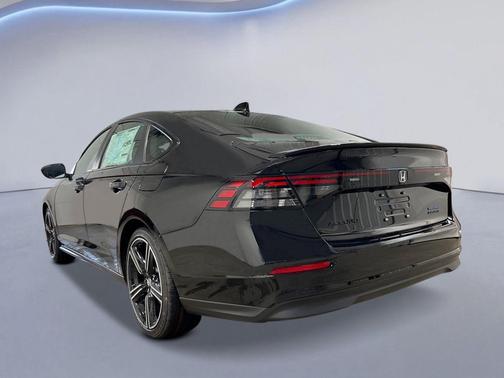 Crystal Black Pearl 2026 Honda Accord Hybrid Sport