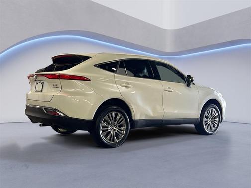 2022 Toyota Venza XLE