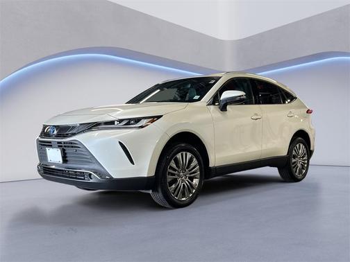 2022 Toyota Venza XLE