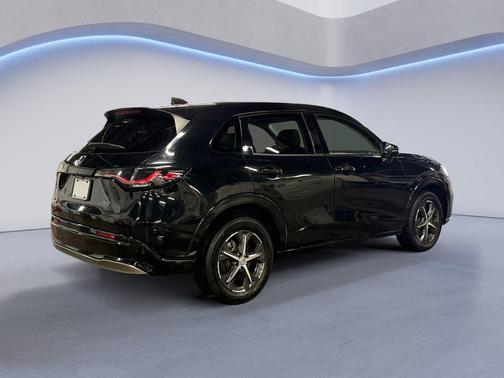 Crystal Black Pearl 2023 Honda HR-V EX-L