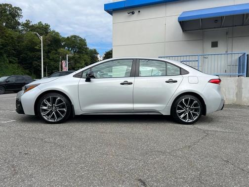 2022 Toyota Corolla SE Nightshade