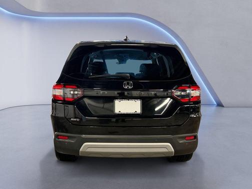 2023 Honda Pilot EX-L 8-Passenger