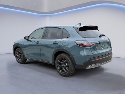 Pearl 2025 Honda HR-V Sport