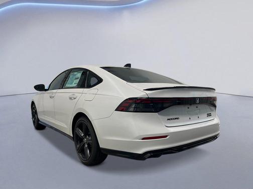Platinum White Pearl 2026 Honda Accord Hybrid Sport-L