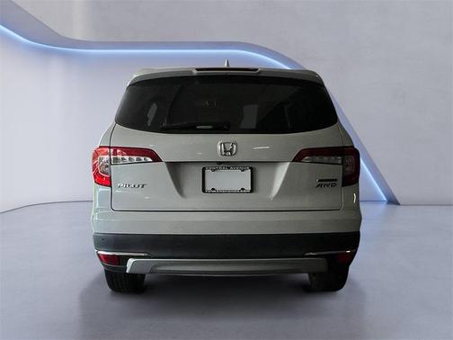 2020 Honda Pilot Touring 7-Passenger