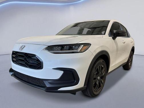 Platinum White Pearl 2027 Honda HR-V Sport