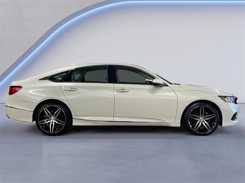 2022 Honda Accord Touring 2.0T