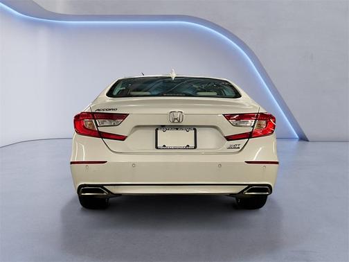 2022 Honda Accord Touring 2.0T