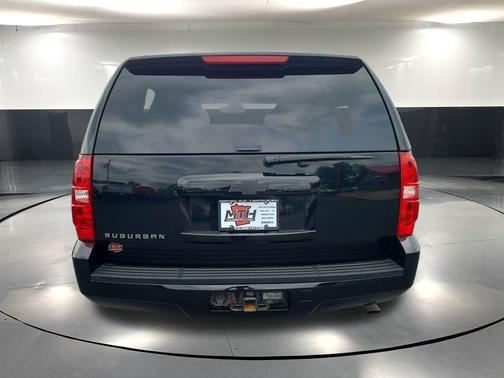 2011 Chevrolet Suburban 2500 LS