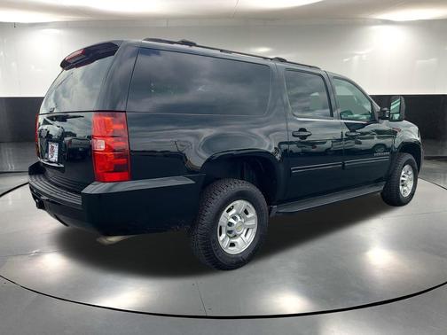 2011 Chevrolet Suburban 2500 LS