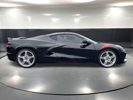 2022 Chevrolet Corvette Stingray w/1LT