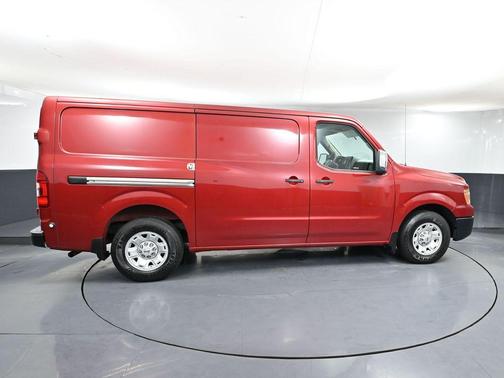 2021 Nissan NV Cargo NV3500 HD S V8