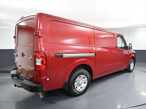 2021 Nissan NV Cargo NV3500 HD S V8