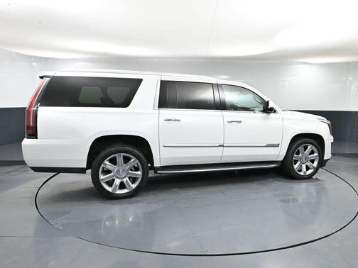 2020 Cadillac Escalade ESV Premium Luxury