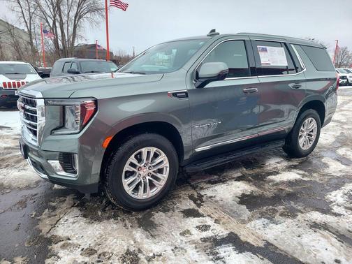 2023 GMC Yukon SLT