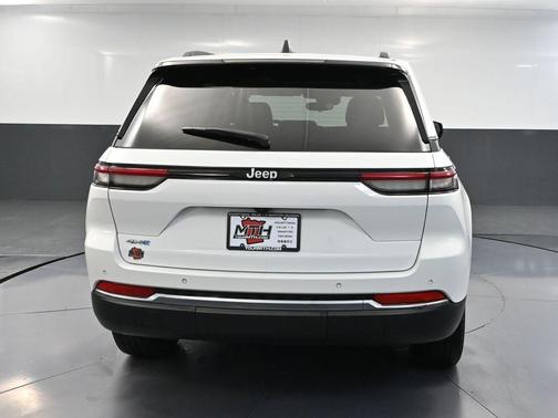 2022 Jeep Grand Cherokee 4xe Base