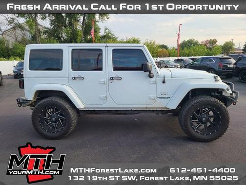 2016 Jeep Wrangler Unlimited Sahara