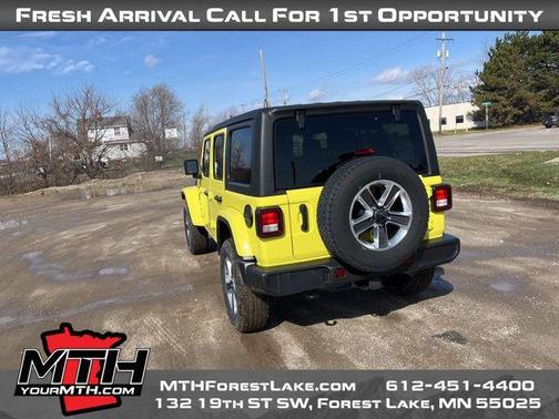 2023 Jeep Wrangler 4-Door Sahara