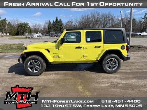 2023 Jeep Wrangler 4-Door Sahara