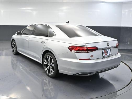 2021 Volkswagen Passat 2.0T SE