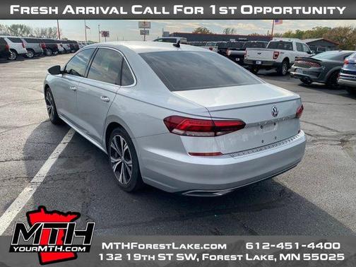 2021 Volkswagen Passat 2.0T SE
