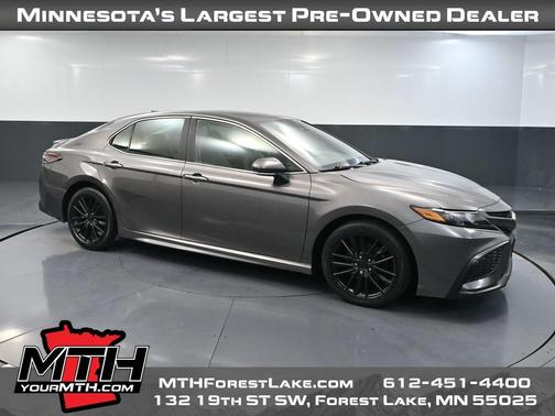 2022 Toyota Camry SE