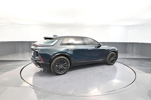2024 Cadillac LYRIQ Luxury