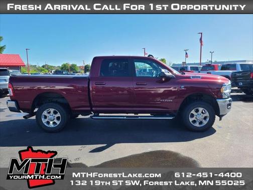2022 RAM 2500 Big Horn Crew Cab 4x4 6'4' Box