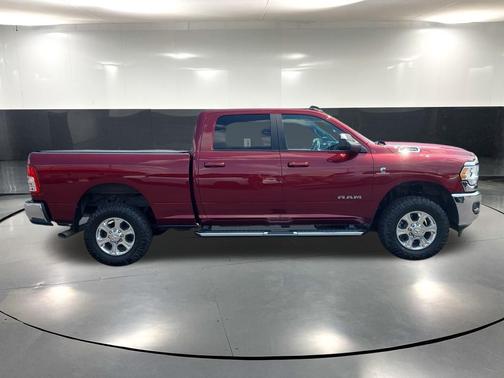 2022 RAM 2500 Big Horn Crew Cab 4x4 6'4' Box