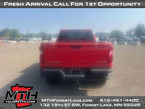 2024 Chevrolet Silverado 2500 Custom