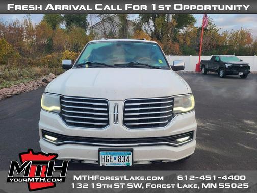 2015 Lincoln Navigator Base