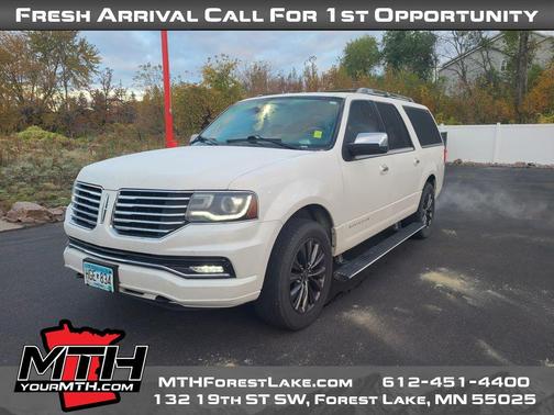 2015 Lincoln Navigator Base