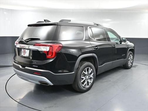 2022 GMC Acadia AWD SLT