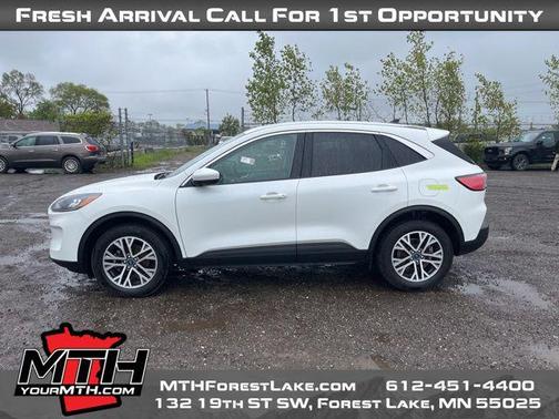 2022 Ford Escape SEL