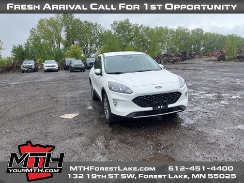 2022 Ford Escape SEL