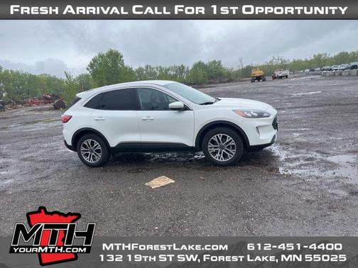 2022 Ford Escape SEL